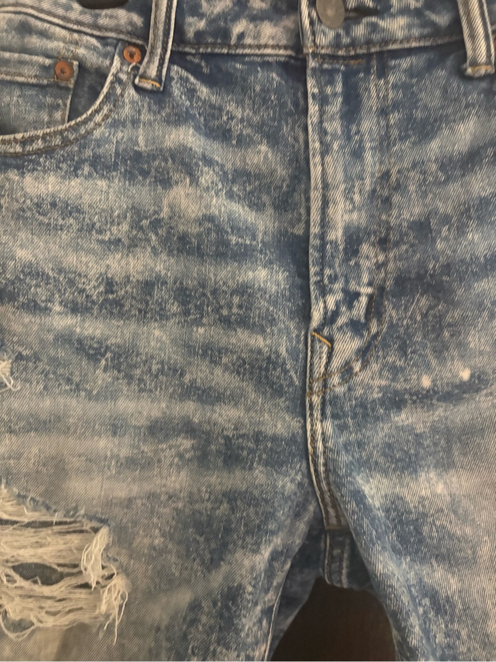 Bundle 3 for $15.American Eagle Outfitters Distressed Acid-Wash Blue Denim Short - Picture 4 of 11